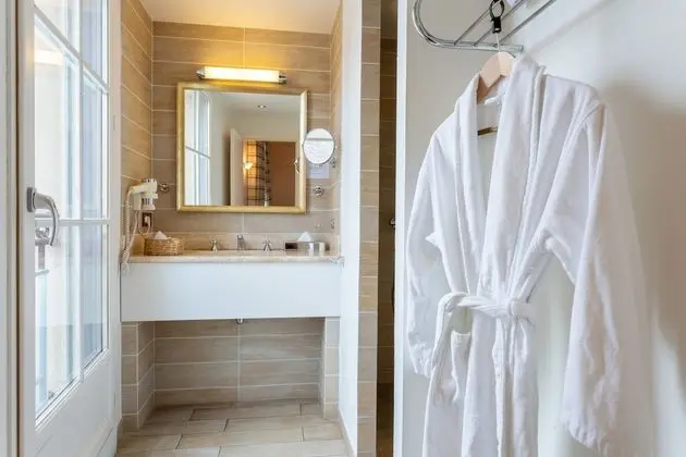 Superior Tek Büyük Yataklı Oda