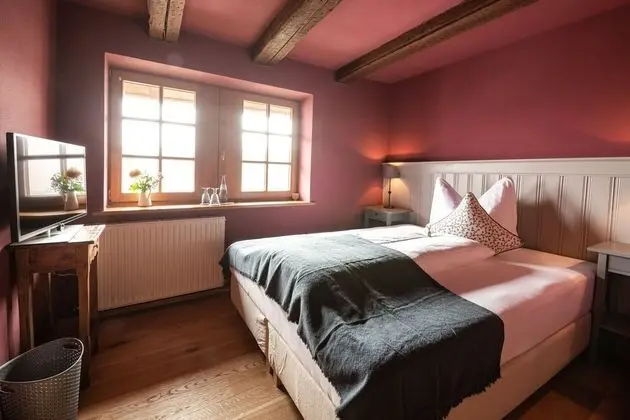 Tek Büyük Yataklı Oda