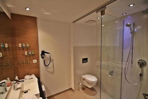 Comfort Tek Büyük Yataklı Oda, Engellilere Uygun, Sigara İçilmez