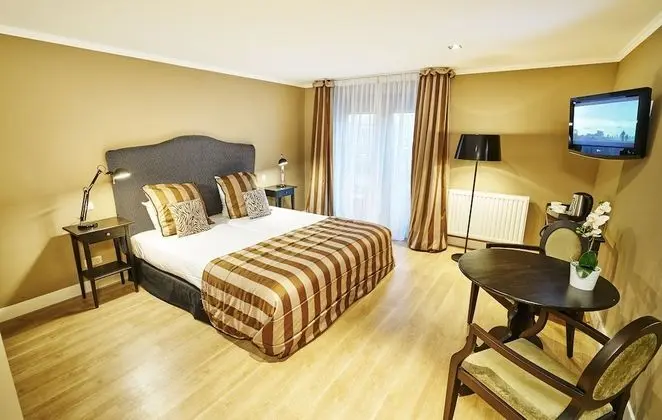Luxury Tek Büyük veya İki Ayrı Yataklı Oda