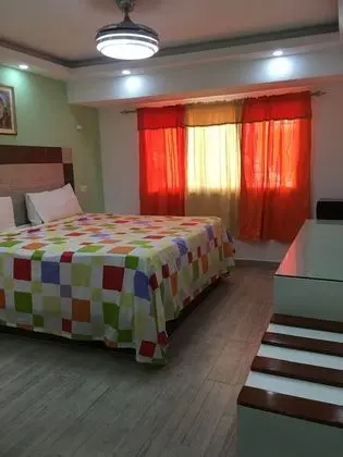 Tek Büyük Yataklı Oda