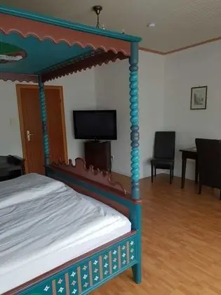 Tek Büyük Yataklı Oda