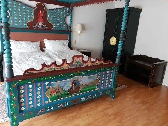 Tek Büyük Yataklı Oda