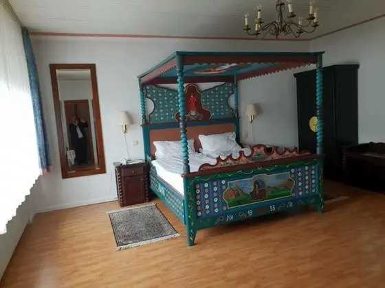 Tek Büyük Yataklı Oda