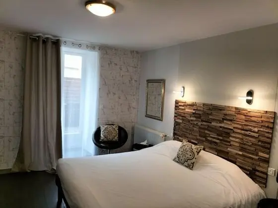 Comfort Tek Büyük Yataklı Oda