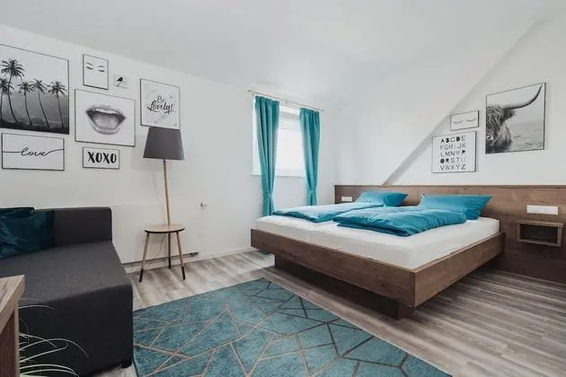 Comfort Tek Büyük Yataklı Oda