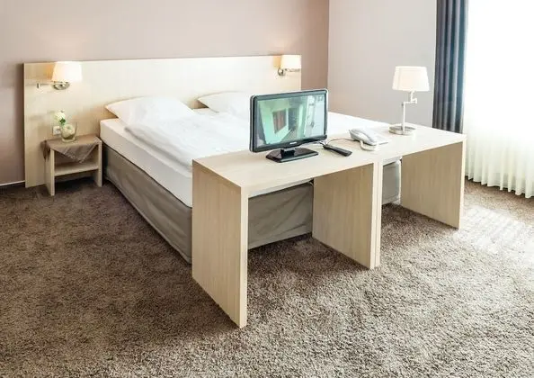 Comfort Tek Büyük Yataklı Oda