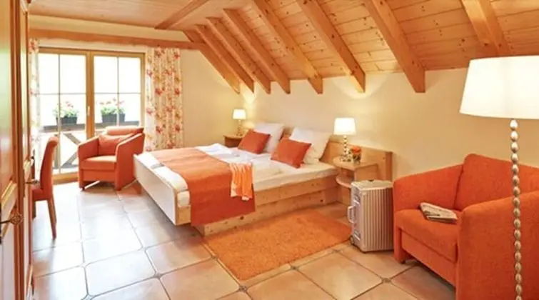 Comfort Tek Büyük Yataklı Oda (Talblick)