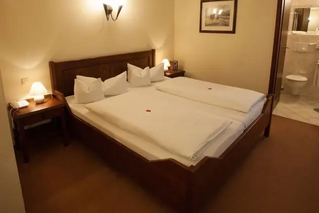 Comfort Tek Büyük Yataklı Oda