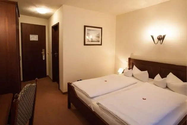 Comfort Tek Büyük Yataklı Oda