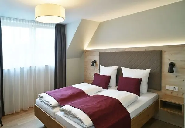 Tek Büyük Yataklı Oda (Neubau)