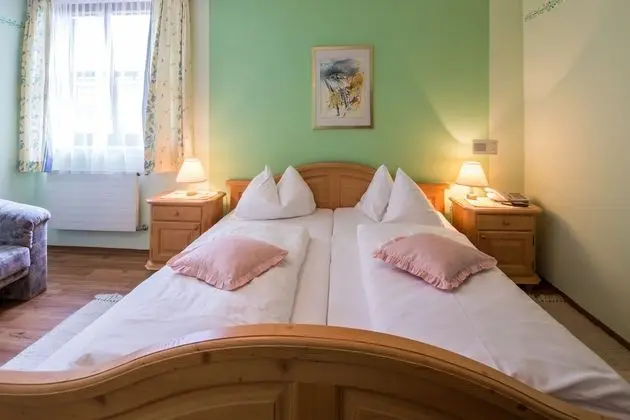 Comfort Büyük Yataklı Tek Kişilik Oda