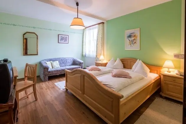 Comfort Tek Büyük Yataklı Oda