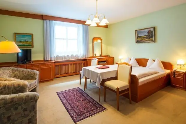 Comfort Tek Büyük Yataklı Oda