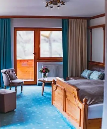 Superior Tek Büyük Yataklı Oda, Balkon, Göl Manzaralı