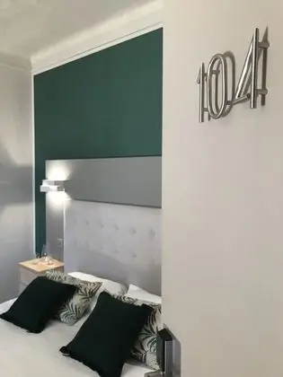 Classic Dört Kişilik Oda, 1 Büyük (Queen) Boy Yatak ve Çekyat, Balkon, Deniz Manzaralı