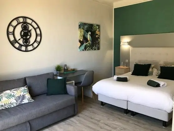 Classic Dört Kişilik Oda, 1 Büyük (Queen) Boy Yatak ve Çekyat, Balkon, Deniz Manzaralı