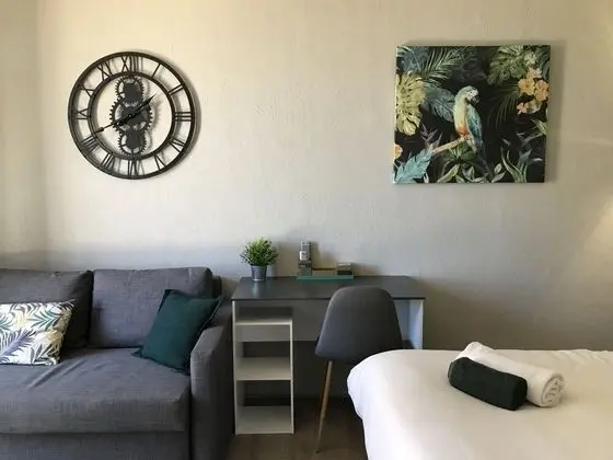 Classic Dört Kişilik Oda, 1 Büyük (Queen) Boy Yatak ve Çekyat, Balkon, Deniz Manzaralı