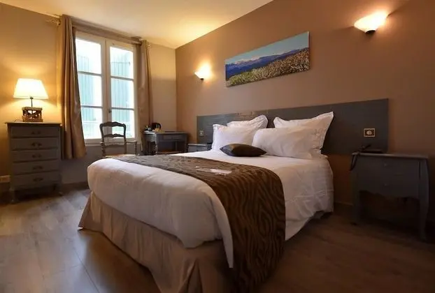 Standard Tek Büyük Yataklı Oda (shower // douche)