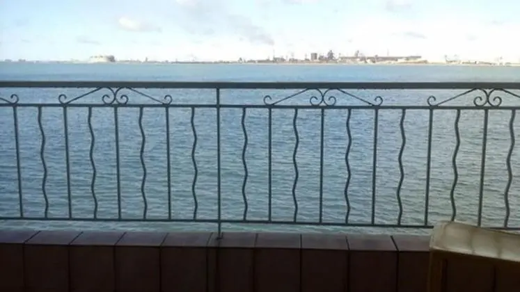 Tek Büyük Yataklı Oda (Cote Mer)