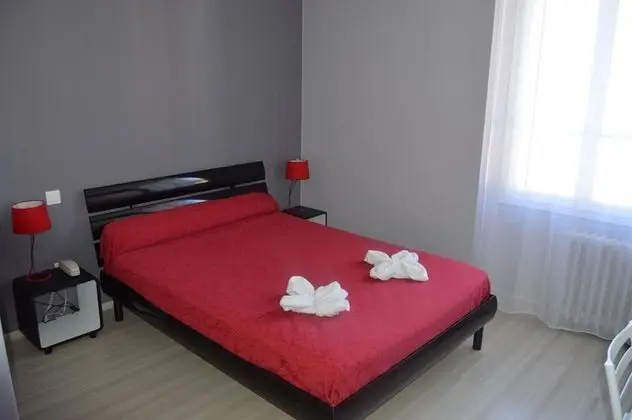 Standard Tek Büyük Yataklı Oda