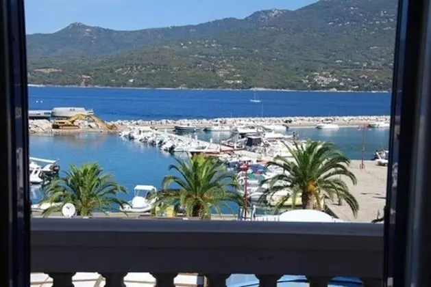 Tek Büyük Yataklı Oda, Balkon (Mer)