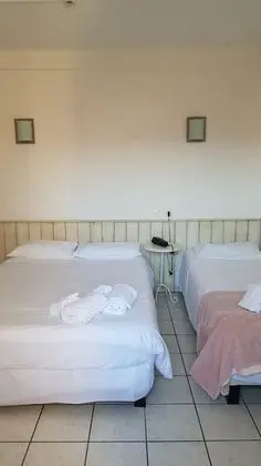 Üç Kişilik Oda (Mer)