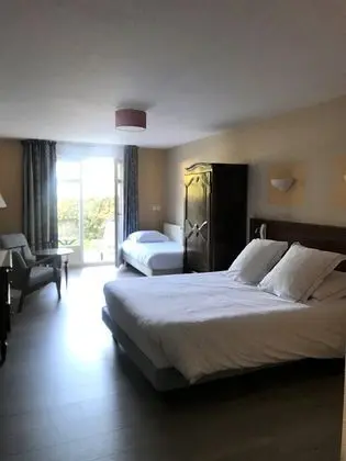 Tek Büyük Yataklı Oda, Zemin Kat