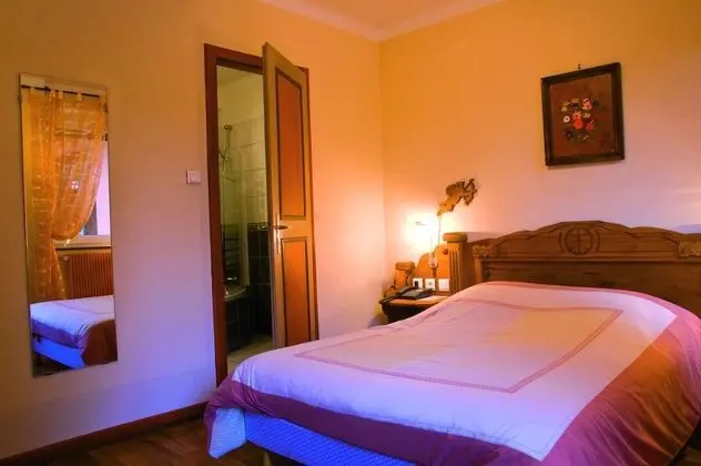 Comfort Tek Büyük veya İki Ayrı Yataklı Oda