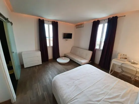 Superior Tek Büyük Yataklı Oda