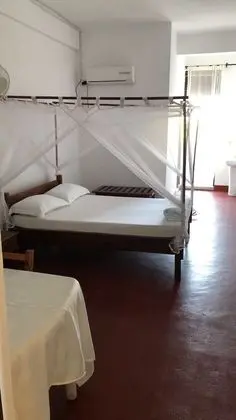 Classic Tek Büyük Yataklı Oda