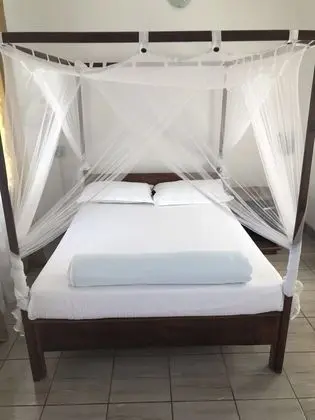 Classic Tek Büyük Yataklı Oda