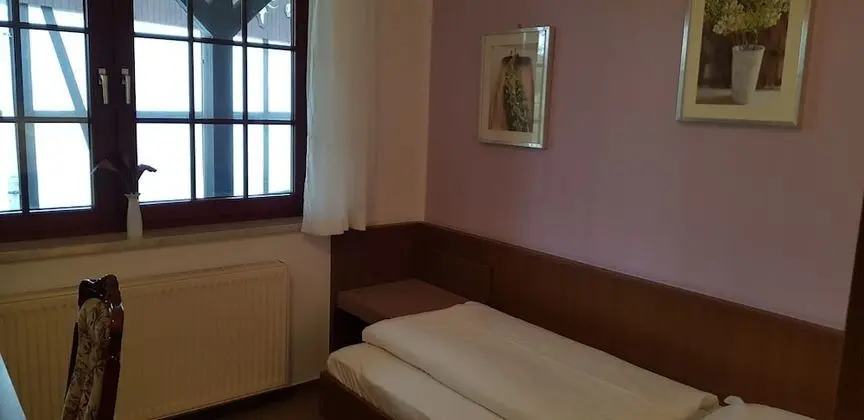 Basic Tek Kişilik Oda, 1 Tek Kişilik Yatak, Sigara İçilmez