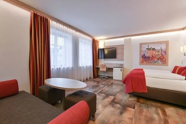 Deluxe Dört Kişilik Oda