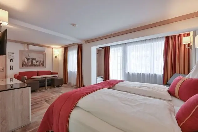 Deluxe Dört Kişilik Oda