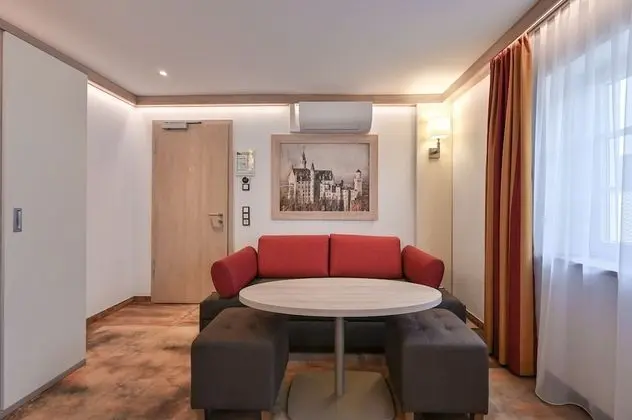 Deluxe Dört Kişilik Oda