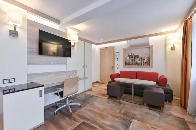 Deluxe Dört Kişilik Oda