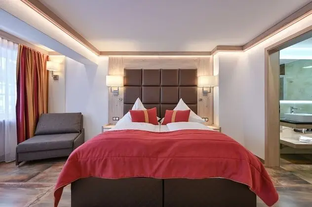 Deluxe Dört Kişilik Oda