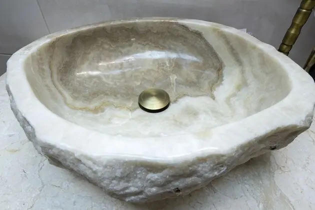 Basic Tek Büyük veya İki Ayrı Yataklı Oda (Annex)