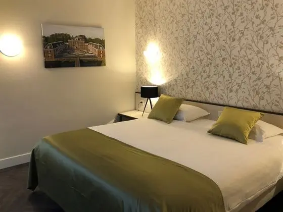 Luxury Tek Büyük Yataklı Oda