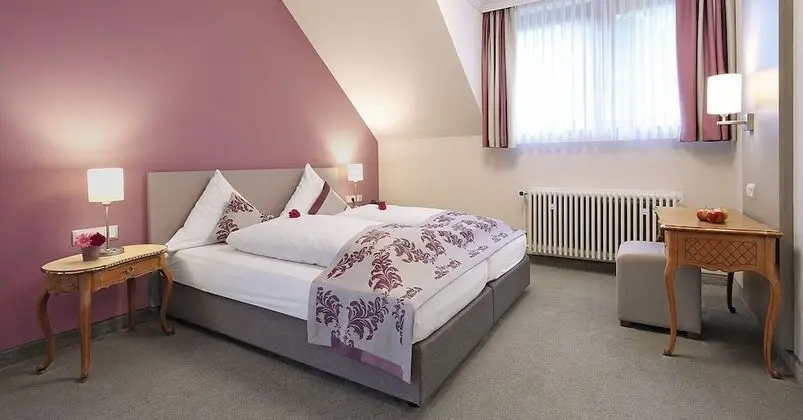 Comfort Tek Büyük Yataklı Oda (PLUS)