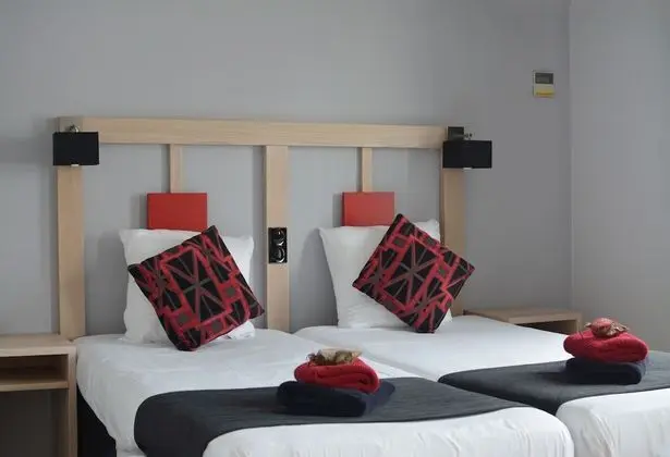 Standard Tek Büyük Yataklı Oda