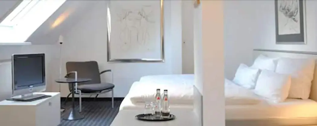 Comfort Tek Büyük Yataklı Oda