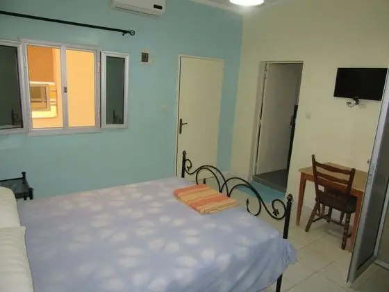 Standard Tek Büyük Yataklı Oda