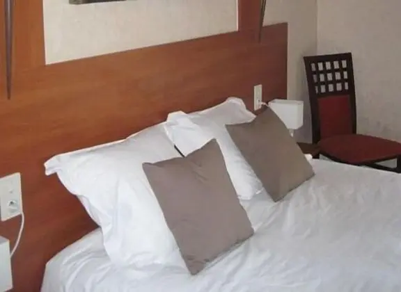 Classic Tek Büyük Yataklı Oda