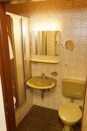 Deluxe Tek Büyük Yataklı Oda, Özel Banyo