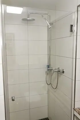 Deluxe Tek Büyük Yataklı Oda, Özel Banyo