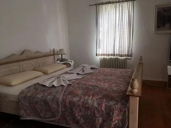 Traditional Tek Kişilik Oda