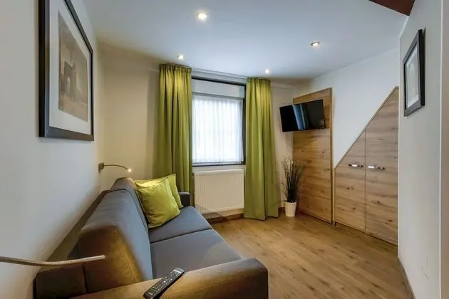 Comfort Tek Büyük Yataklı Oda (Guest House)