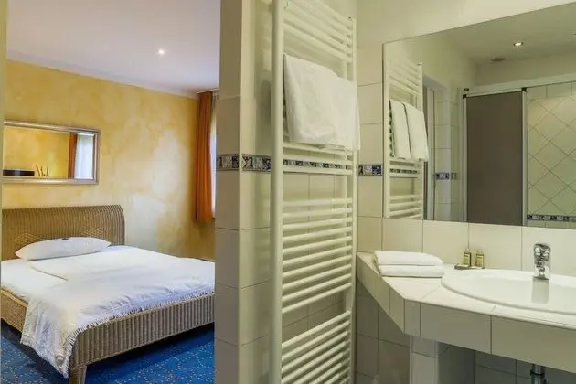 Comfort Tek Büyük Yataklı Oda